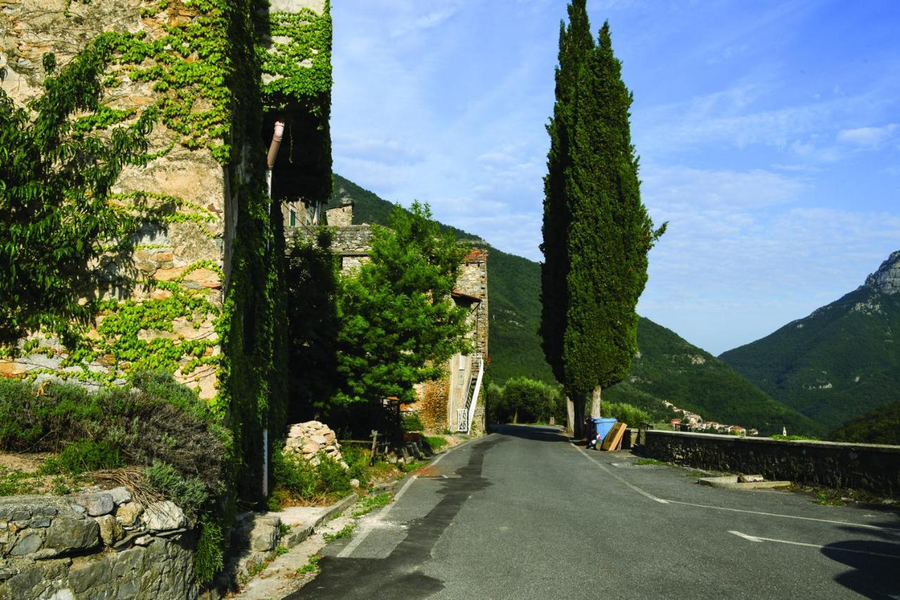 Agriturismo Nonnamelia Nasino Экстерьер фото