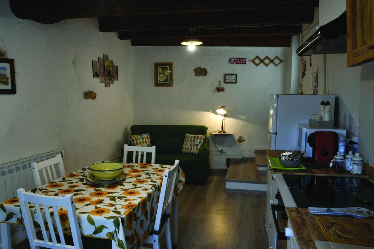 Agriturismo Nonnamelia Nasino Экстерьер фото